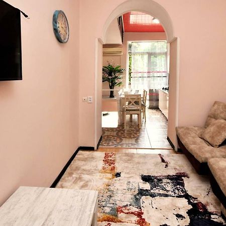 Dani Home Tiflis Exterior foto